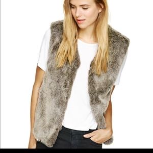 ARITZIA Tulula Park Slope Vest sz XXS